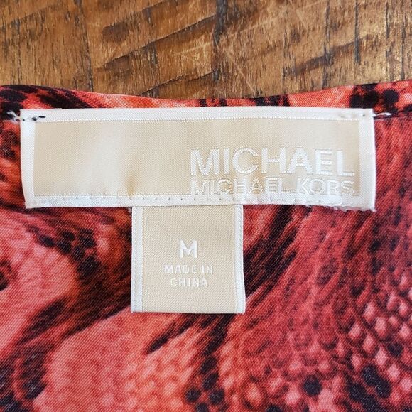 Michael Kors Women Reptile Print Blouse Roll Tab Short Sleeves Size M - Picture 7 of 8